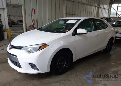 2015 Toyota Corolla Le z USA, uszkodzony, nr VIN 2T1BURHE6FC301842